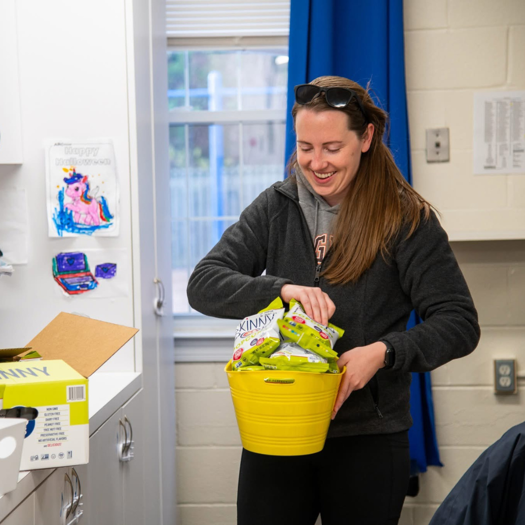 Congressional School parents stocking the faculty lounge with snacks